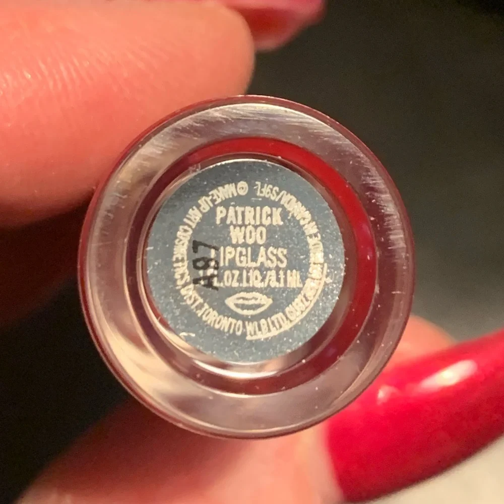 MAC LIMITED EDITION PATRICK STARR LIPGLASS - Picture 5 of 9